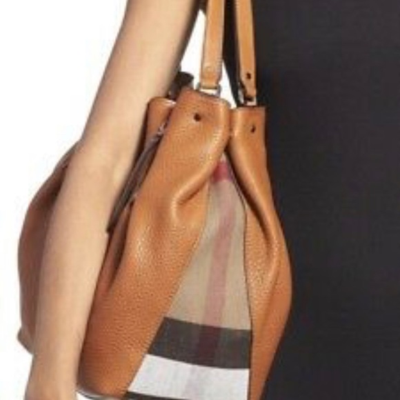 Burberry Handbags - 😍 Open to offers! Burberry Maidstone Shoulder Bag